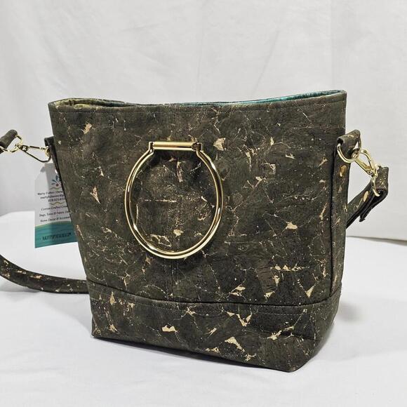 Nautipup Midge Glam Handbag Green And Gold Metallic Flake Cork From Portugal - Picture 3 of 11